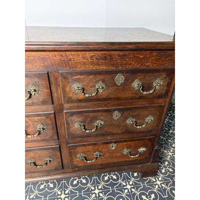 Antique George III Oak Lancashire Mule Chest For Sale - Image 4 of 18