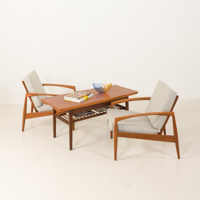 The Danish vintage ‘Elevator’ table, most likely designed by Kai Kristiansen, is a notable example of mid-century modern...