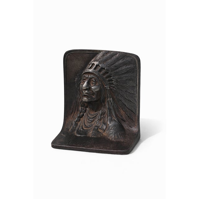Native American Vintage Cast Iron Bookend Native American Chief Bust Relief Sculpture For Sale - Image 3 of 5