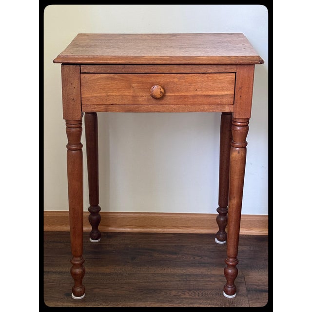 1850s American Primitive Honey Wood Accent Table With Sheraton Legs For Sale In Columbus - Image 6 of 9