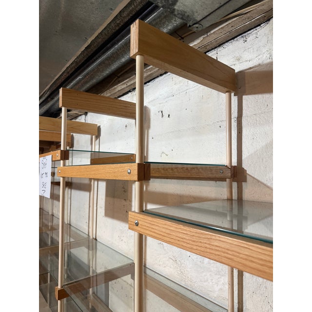 Monumental Vintage Mid-Century Modern 7-Bay Architectural Shelving System – Oak, Steel & Tempered Glass – 13.5 Feet For Sale - Image 4 of 10