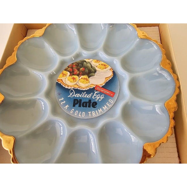 Anchor Hocking 1950s Anchor Hocking Delphite Blue Egg Plate With 14k Gold Trim - Unused and Mint in Box For Sale - Image 4 of 9