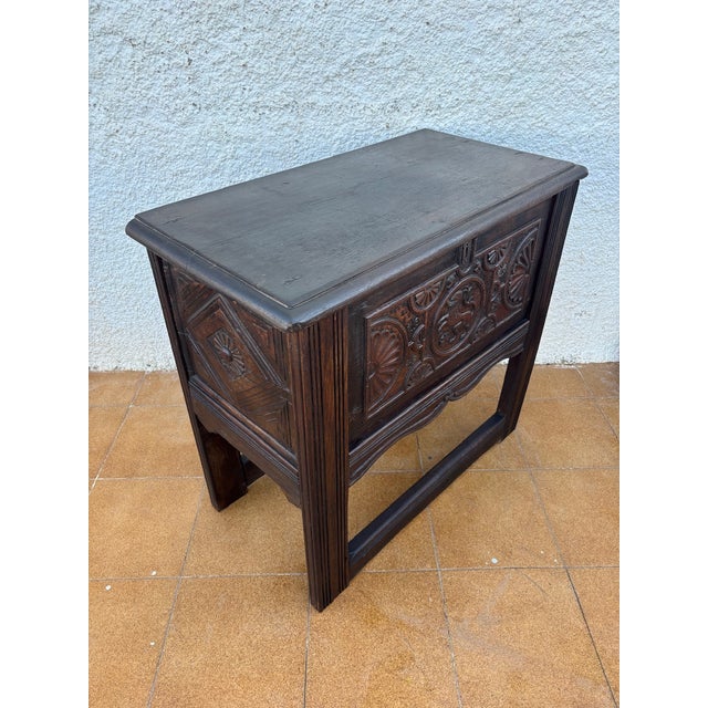 Spanish Renaissance Revival Carved Oak Chest with Lift Top, 1920s For Sale - Image 13 of 17