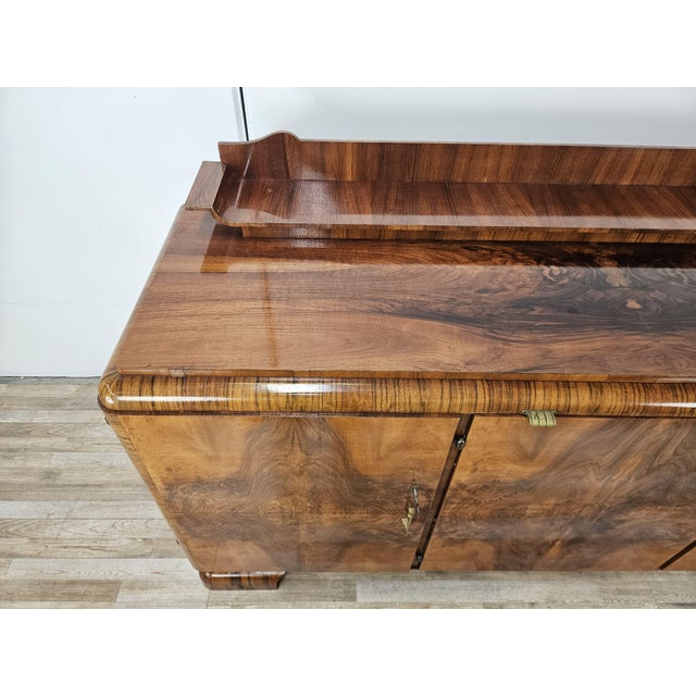 Art Deco French Sideboard in Walnut, 1940 For Sale - Image 4 of 18