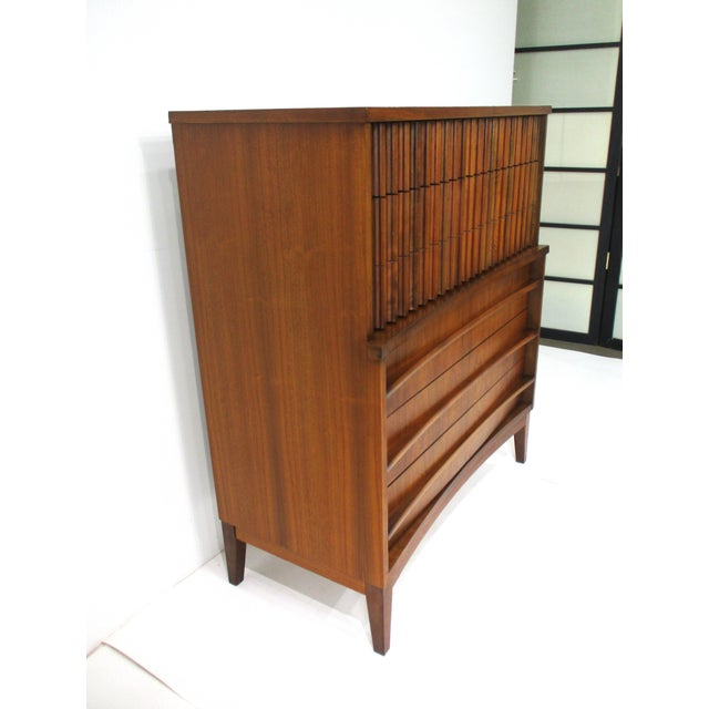 Lane Furniture Mid Century Walnut Highboy Dresser in the Style of Altavista Lane For Sale - Image 4 of 13