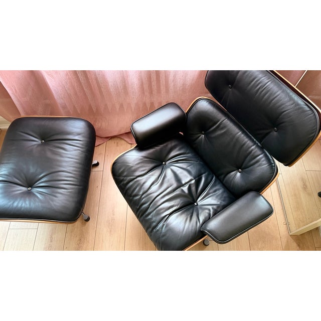 Metal Lounge Chair and Ottoman by Charles & Ray Eames for Herman Miller & Vitra, Set of 2 For Sale - Image 7 of 14