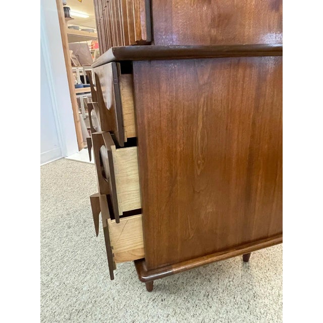 1970s Vintage Mid Century Modern Highboy Dresser by United With Sculpted Wood Front For Sale - Image 9 of 9