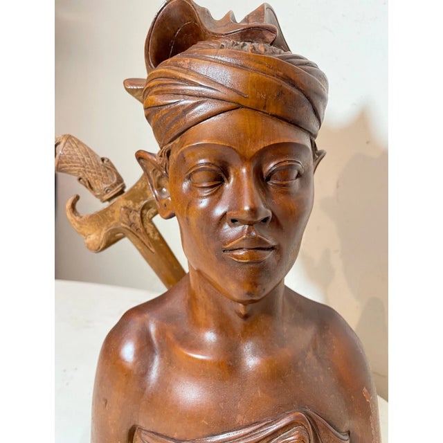 1940s Carved Wood Balinese Indonesian Man Sword Bust Sculpture Letter Opener For Sale In New York - Image 6 of 13