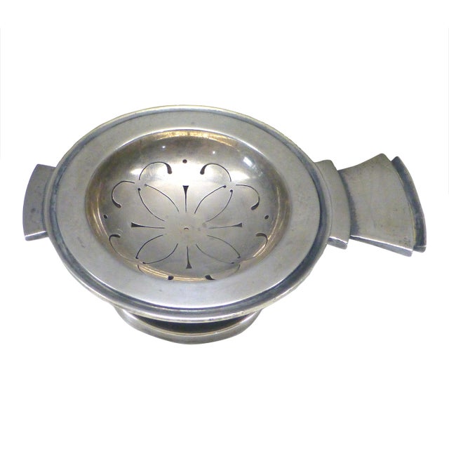 1930 Georg Jensen Pyramid Sterling Silver on Cup Tea Strainer Teaball & Sterling Rest Harold Nielsen For Sale
