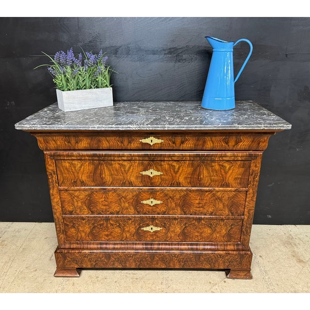 Antique Louis Philippe Commode in Burr Walnut, 1850 For Sale - Image 3 of 18