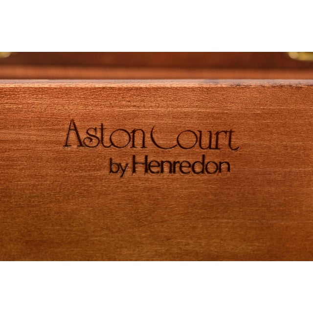 Henredon Georgian Banded Mahogany and Burl Wood Chest of Drawers, Newly Refinished For Sale - Image 9 of 17