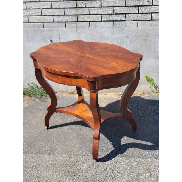 19th Century American Empire Flame Mahogany Center Table. For Sale - Image 16 of 18