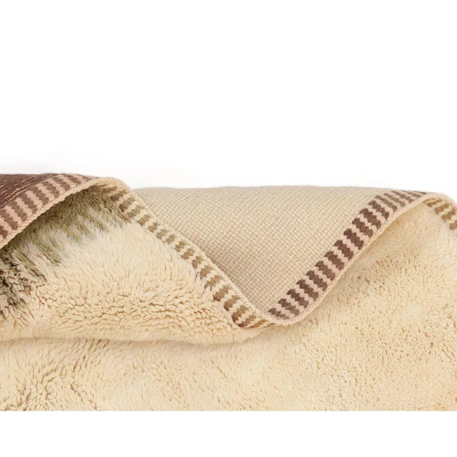 Contemporary Hand-Knotted Wool Premium Rug by Azele Studio For Sale - Image 3 of 10