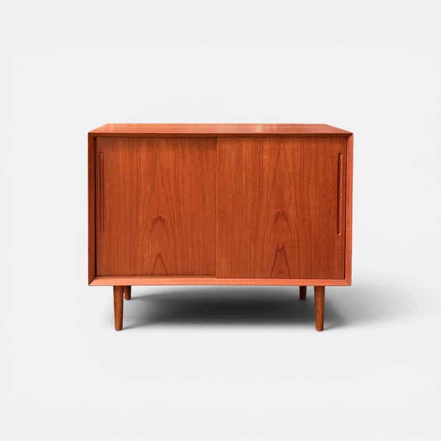 Low Teak Sideboard by Svend Aage Rasmussen for Alderlyst Møbelfabrik, Denmark, 1960s For Sale - Image 12 of 18