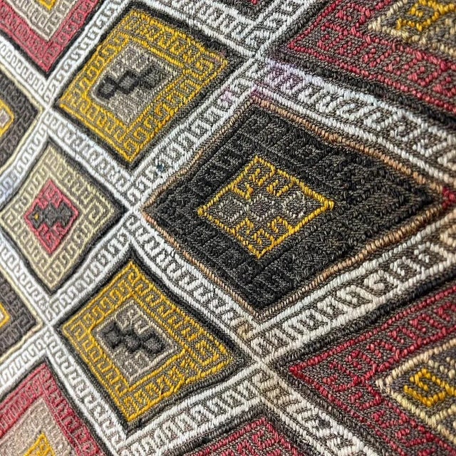 Small Anatolian Turkish Kilim Rug For Sale - Image 3 of 11