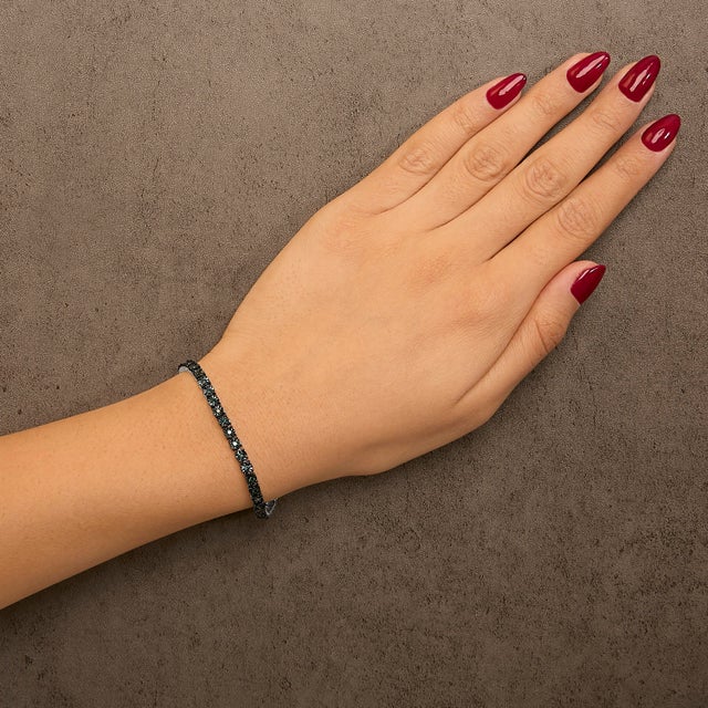 Early 21st Century Black Rhodium Plated .925 Sterling Silver 1.0 Cttw Diamond Miracle Tennis Bracelet (Enhanced Blue Color, I3 Clarity) - 7" For Sale - Image 5 of 6