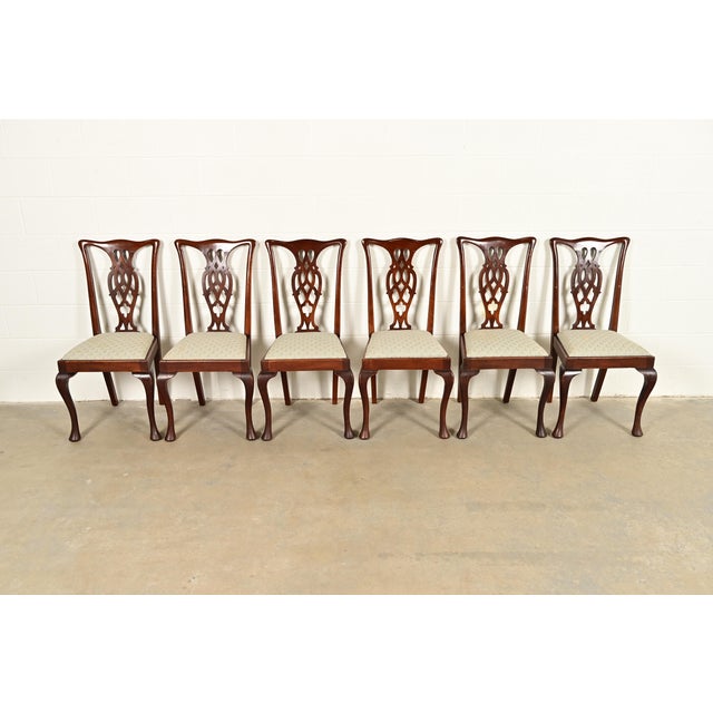 A gorgeous set of six Georgian, Chippendale or Queen Anne style dining chairs In the manner of Henredon USA, Circa...