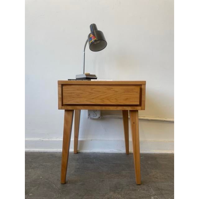 1950s Single 1950's Nightstand by Leslie Diamond for Conant Ball, Attributed For Sale - Image 5 of 8
