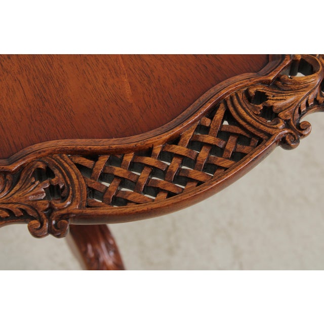 Wood English Vintage Revolving Mahogany Pie Crust Tilt Top Table For Sale - Image 7 of 18