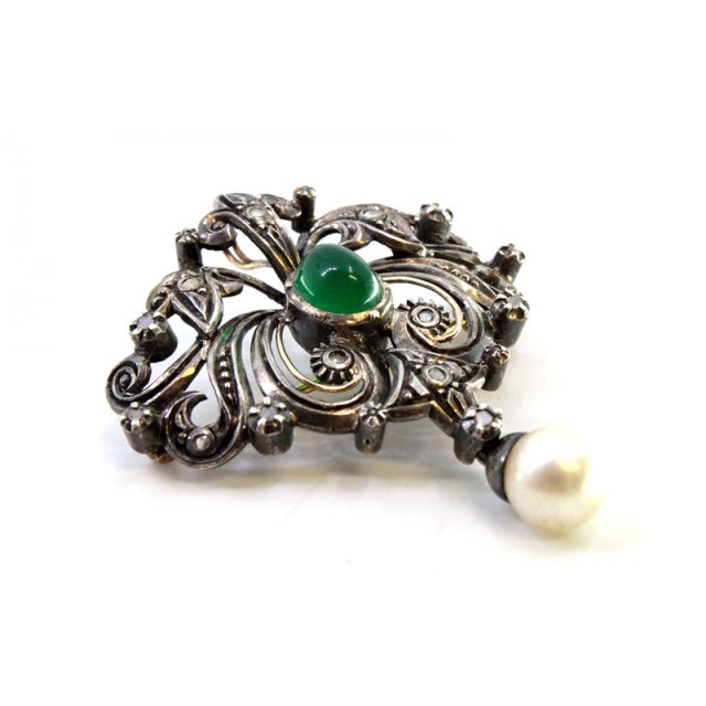 Gold and Silver Brooch with Diamond Chips, Faux Pearl and Central Synthetic Cabochon For Sale - Image 3 of 9