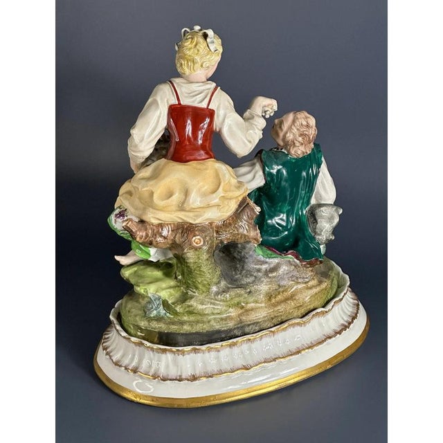 Louis XVI Style Hand-Painted Porcelain Figurine from C. H. Hispania, 1950s For Sale - Image 5 of 11