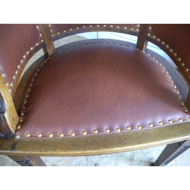 Art Nouveau Armchair in Wood and Cow Leather, 1910 For Sale - Image 9 of 18
