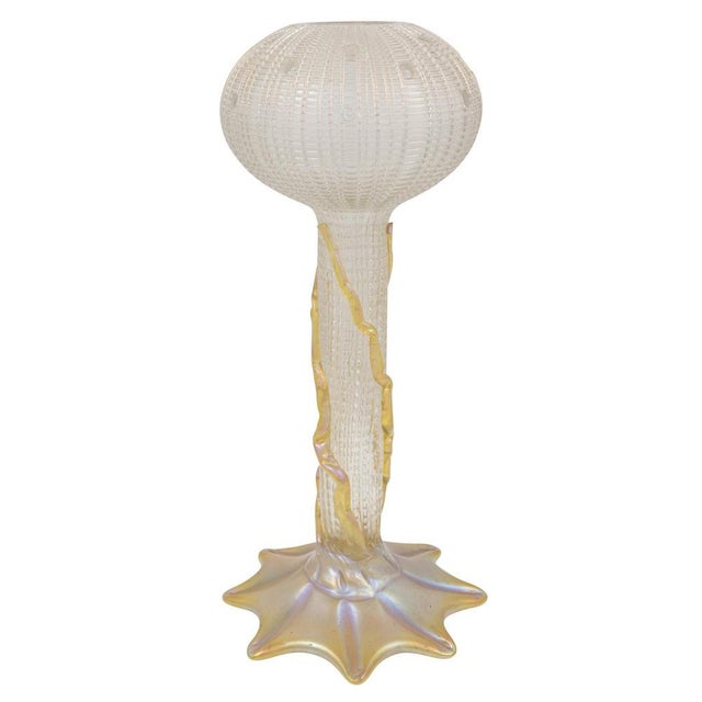 Art Nouveau Glass Flower Vessel in White Gold from Adolf Beckert for Johann Loetz Witwe, 1906 For Sale - Image 3 of 9