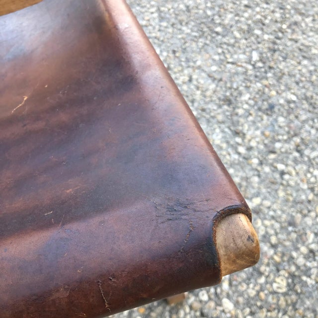 Brown Mid 20th Century Wood & Leather Cantilevered Chair For Sale - Image 8 of 9