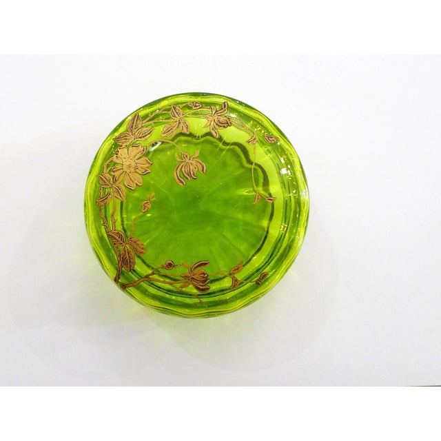 Antique Art Nouveau candy box, rounded, rounded body and matching lid, off-centered gilded floral decoration, naturalistic...