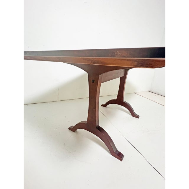 Late 20th Century Artisanal Shaker Style Tiger Maple Dining Table by Gary Adriance, Massachusetts For Sale - Image 5 of 7