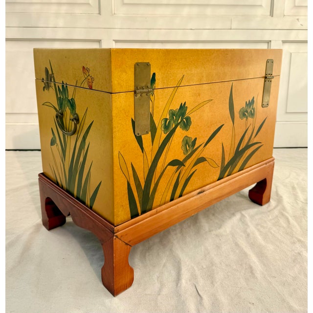 Japanese Lacquered Chest Trunk on Stand With Floral and Butterfly Motifs For Sale - Image 12 of 12
