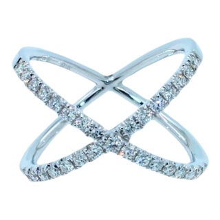 Brilliant Cut White Diamond X Criss Cross Pave Cocktail Fashion Open Bypass 14 K, Size 8 For Sale