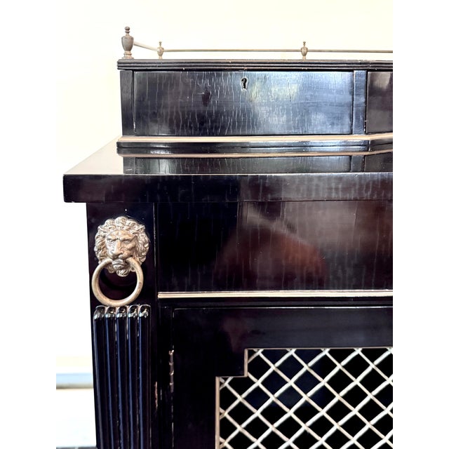 1940’s French Empire Neoclassical Ebonized Buffet Server by Kittinger For Sale In New York - Image 6 of 12