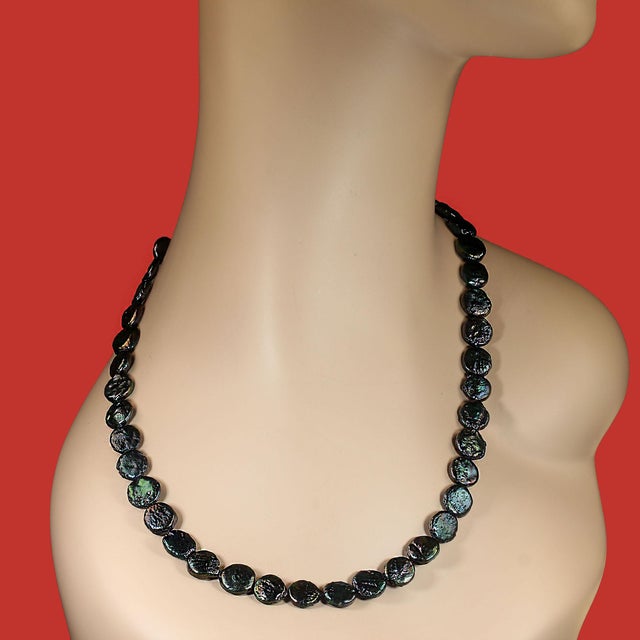Ajd 28 Inch Iridescent Blue/Green Coin Pearl Necklace For Sale In Raleigh - Image 6 of 6