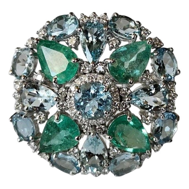 Set in 18k White Gold, Aquamarines, Colombian Emeralds & Diamonds Cocktail Ring, Us Size 6 For Sale