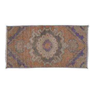 Vintage Hand Made Small Oushak Rug Low Pile Yastik Rug Mat - 1'4" X 2'6" For Sale