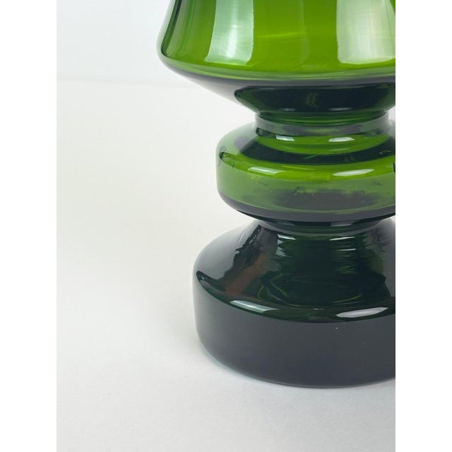 Mid-Century Modern Green Glass Hooped Vase by Tamara Aladin for Riihimaki, 1960s For Sale - Image 4 of 10