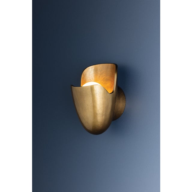 Modern Hudson Valley Lighting Bideford 5.5 in. 1 Light Wall Sconce in Aged Brass Finish For Sale - Image 3 of 5