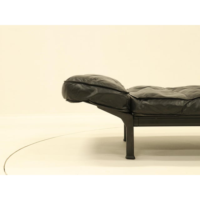 Black Daybed in Black Leather by Zanotta, 1990s For Sale - Image 8 of 18