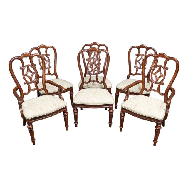 Set of 6 Thomasville Georgian Style Cherry Dining Chairs For Sale