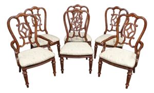 Set of 6 Thomasville Georgian Style Cherry Dining Chairs