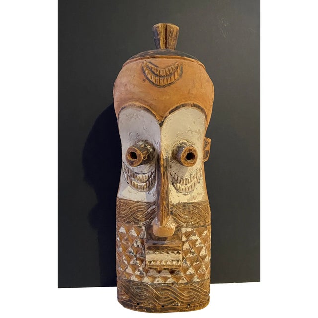 Wood Primitive Old Congolese DRC Bembe Casque Mask Fizi Congo 20" H For Sale - Image 7 of 9