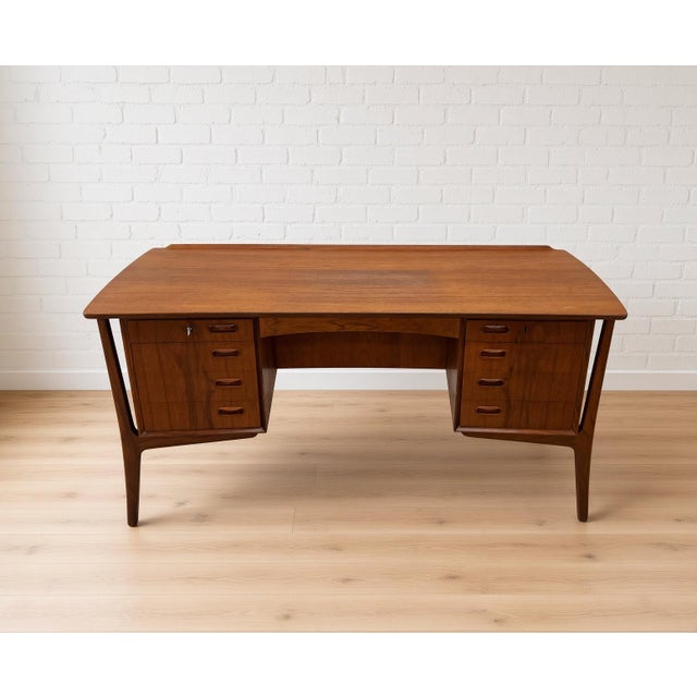 Mid-Century Modern Teak Executive Desk from Svend Aage Madsen, 1960s For Sale - Image 3 of 13