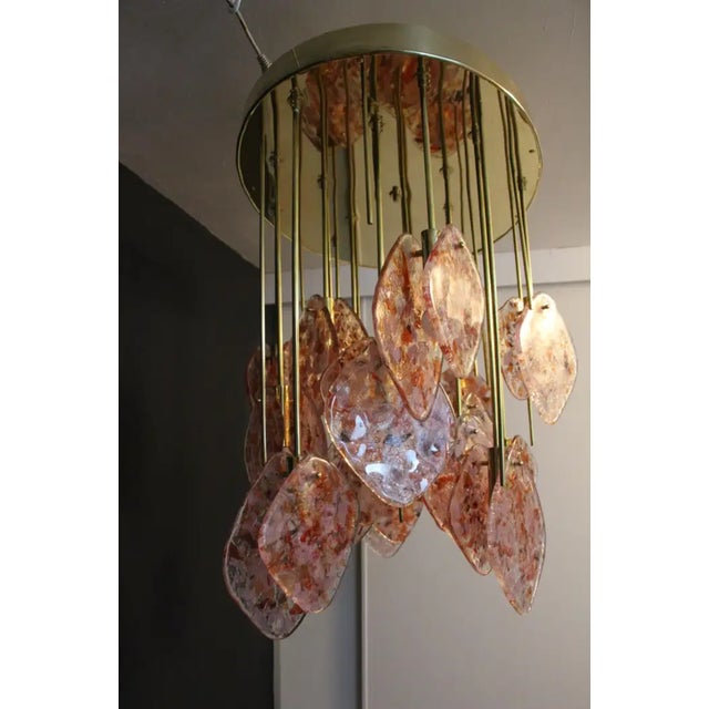 Mid-Century Italian Modern Brass and Pink Glass Chandelier, 1980s For Sale - Image 12 of 18