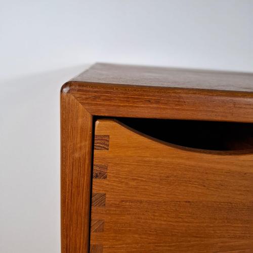Mid-Century Modern Danish Teak Turntable Cabinet, 1960s For Sale - Image 6 of 9
