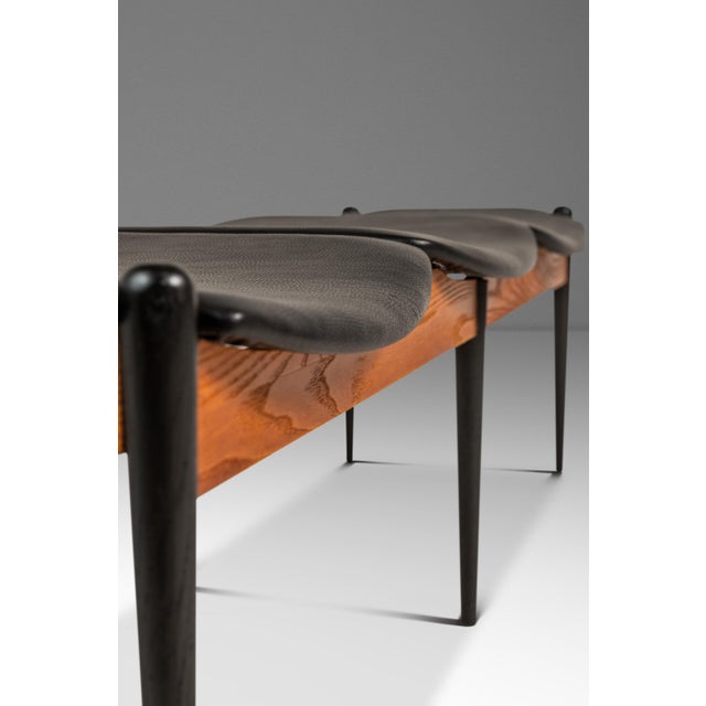 Mid-Century Modern Three Seat Gallery Bench in Oak & Leather Attributed to Arthur Umanoff for Washington Woodcraft, Usa, C. 1960s For Sale - Image 17 of 17