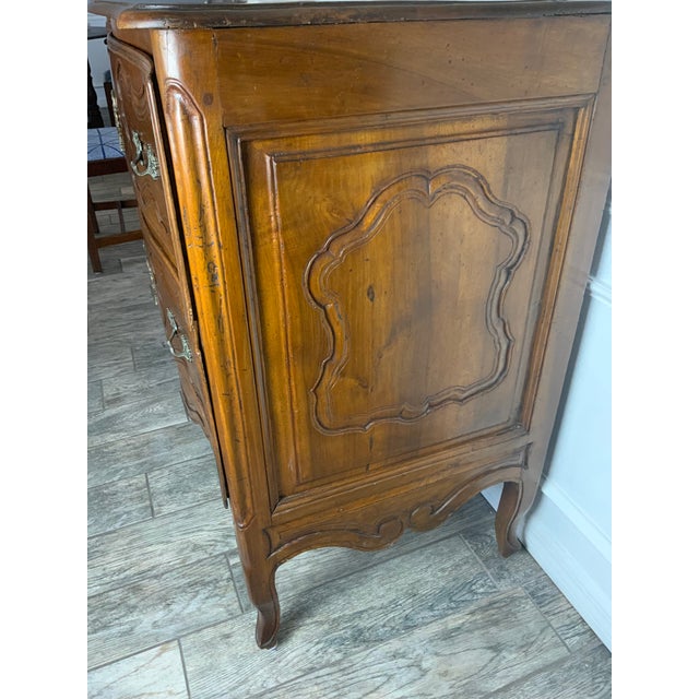 Walnut 18th Century Two Drawer Commode For Sale - Image 17 of 17