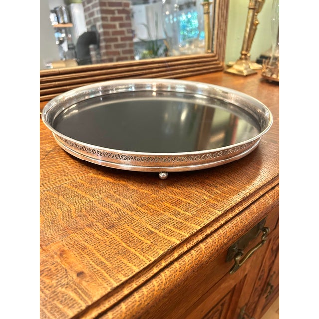 Vintage 1960’s Crescent Silverplate & Micarta 15” Round Footed Gallery Bar Tray For Sale - Image 4 of 8
