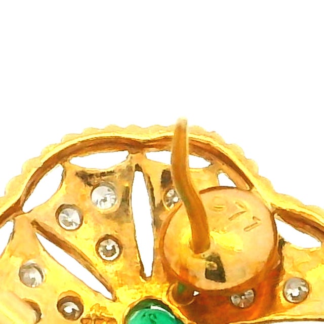 1980s Italian 18k Gold Emerald and Diamond Openwork Heart Earrings, Pair For Sale - Image 11 of 12