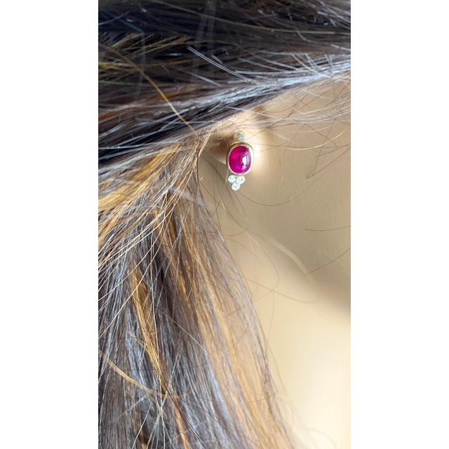 A Timeless Expression of Elegance and Craftsmanship Step into a world of exquisite luxury with these 14K Yellow Gold Burma...